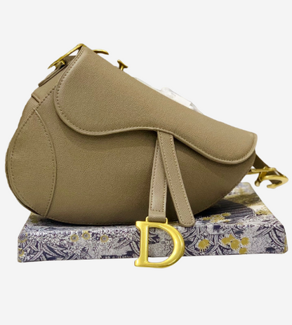 CD Mini Saddle Trap Hand Bag